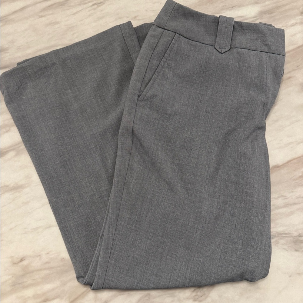 LOFT Gray Women’s Trousers Size 10 Great Condition